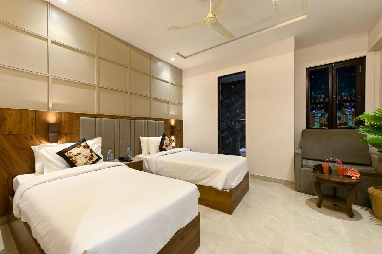 Hotel Avalon Palms Agra Agra  Exterior foto